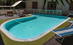 Hotel Sanremo  3*